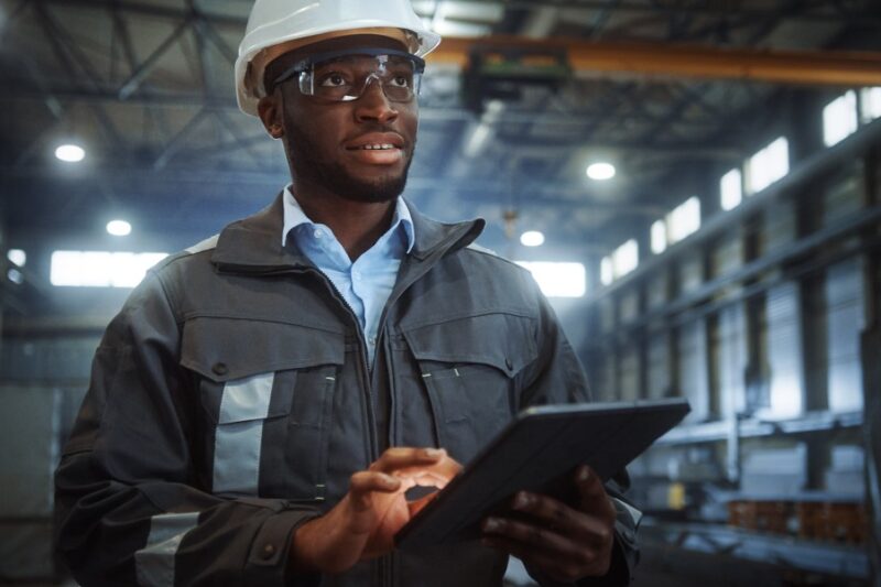 The Digital Future of Industrial and Operational Work: 5 Transformative Trends Shaping Success